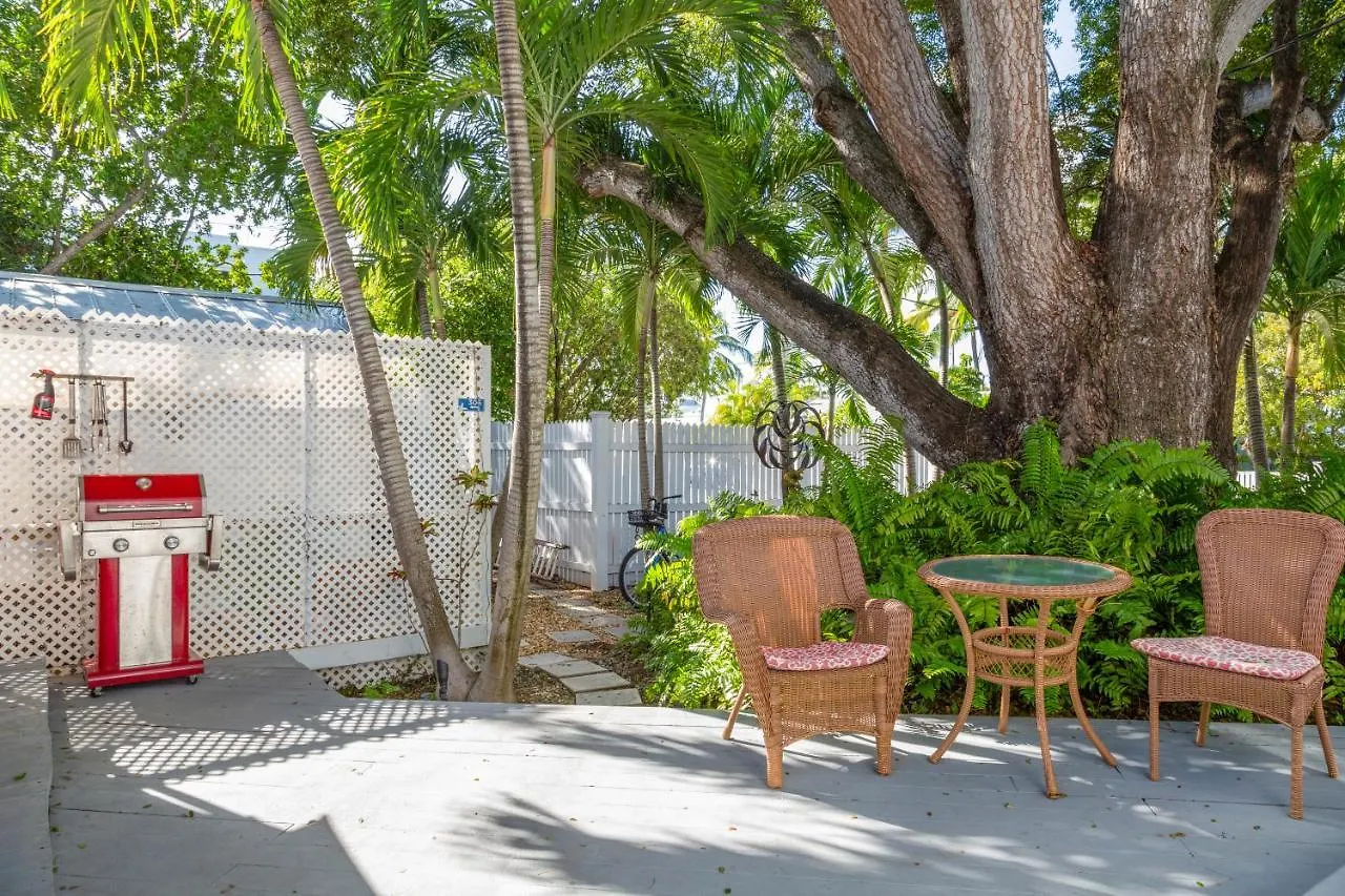 Kona Kai Oasis 2* Key West