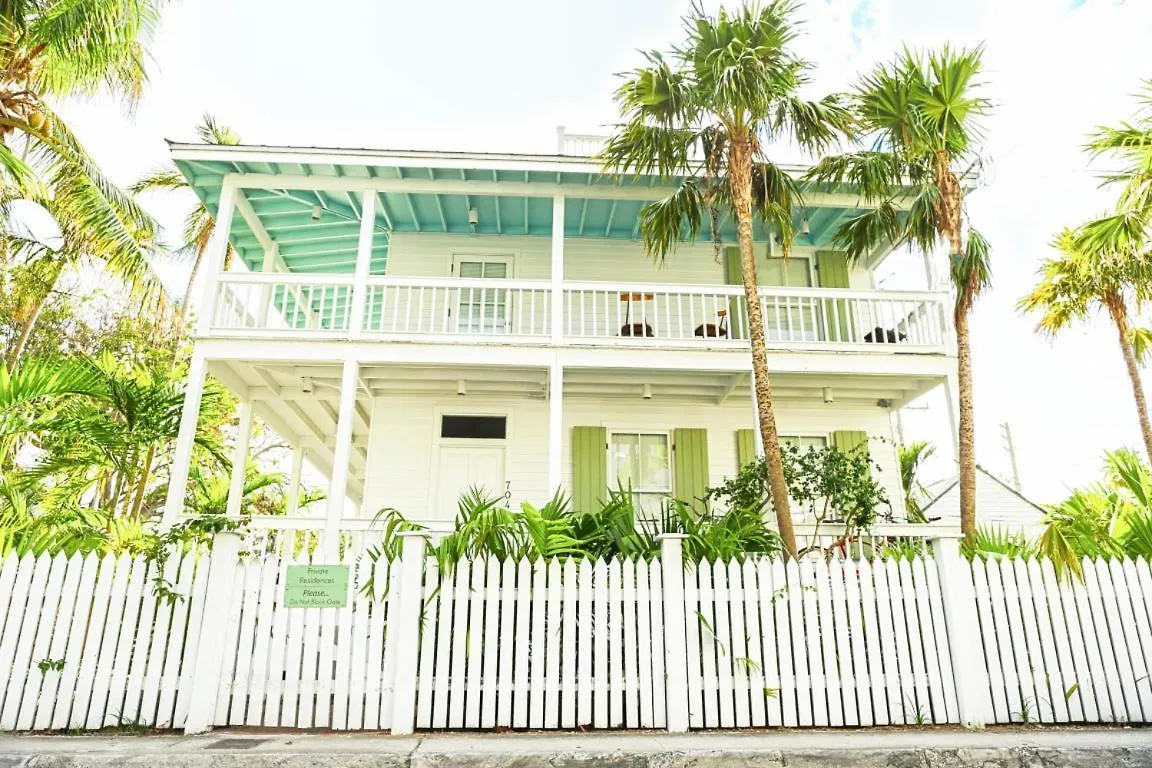 Semesterbostad Bahama Gardens - 4 Old Town Vacation Homes - Sleeps 23 *