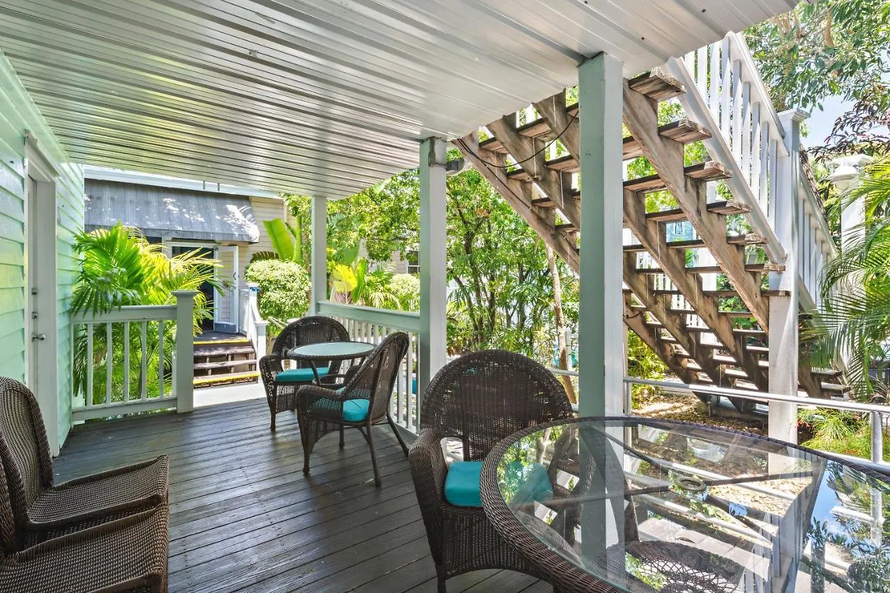Wicker 3*