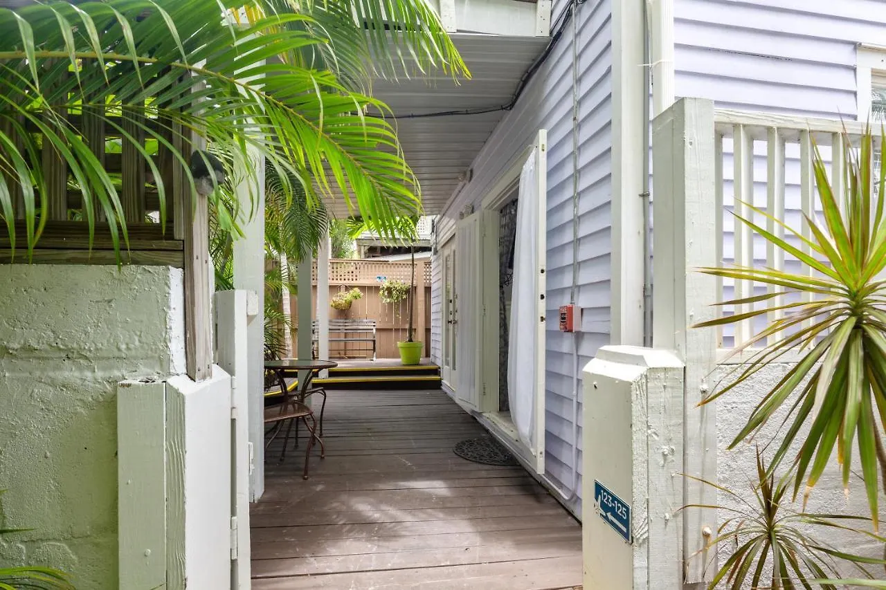 Wicker Key West