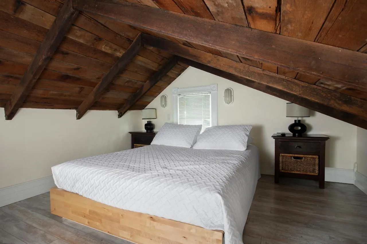 Bahama Gardens - 4 Old Town Vacation Homes - Sleeps 23 Semesterbostad Key West