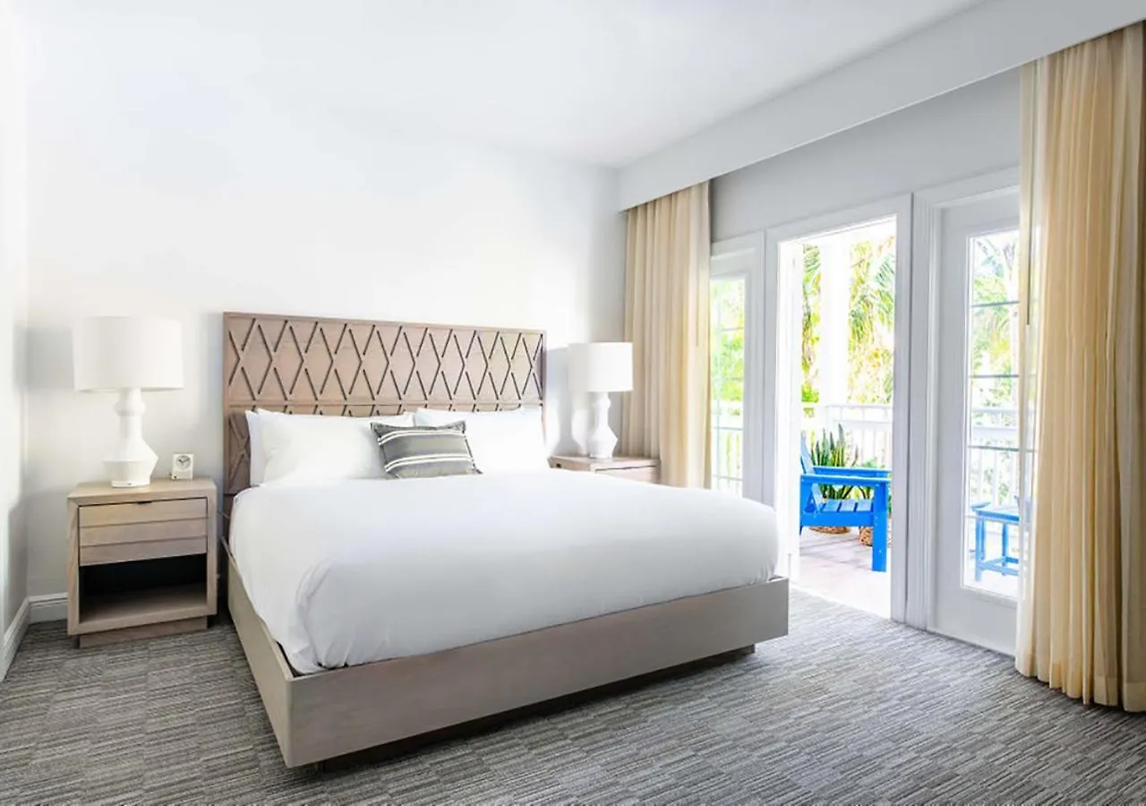 Resort Parrot Key &