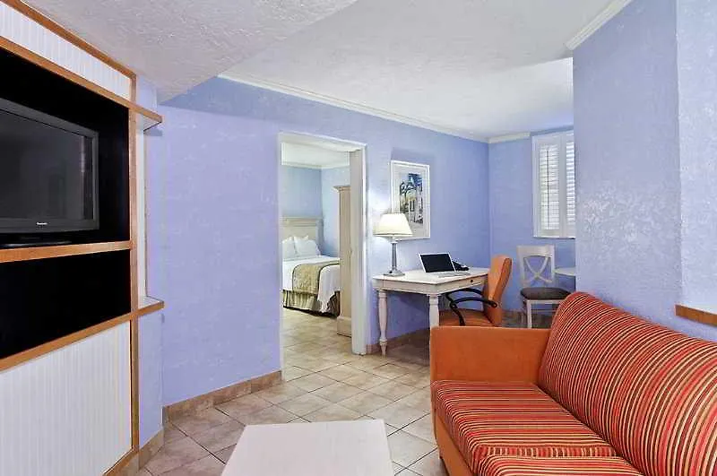 Fairfield & By Marriott 3* Key West