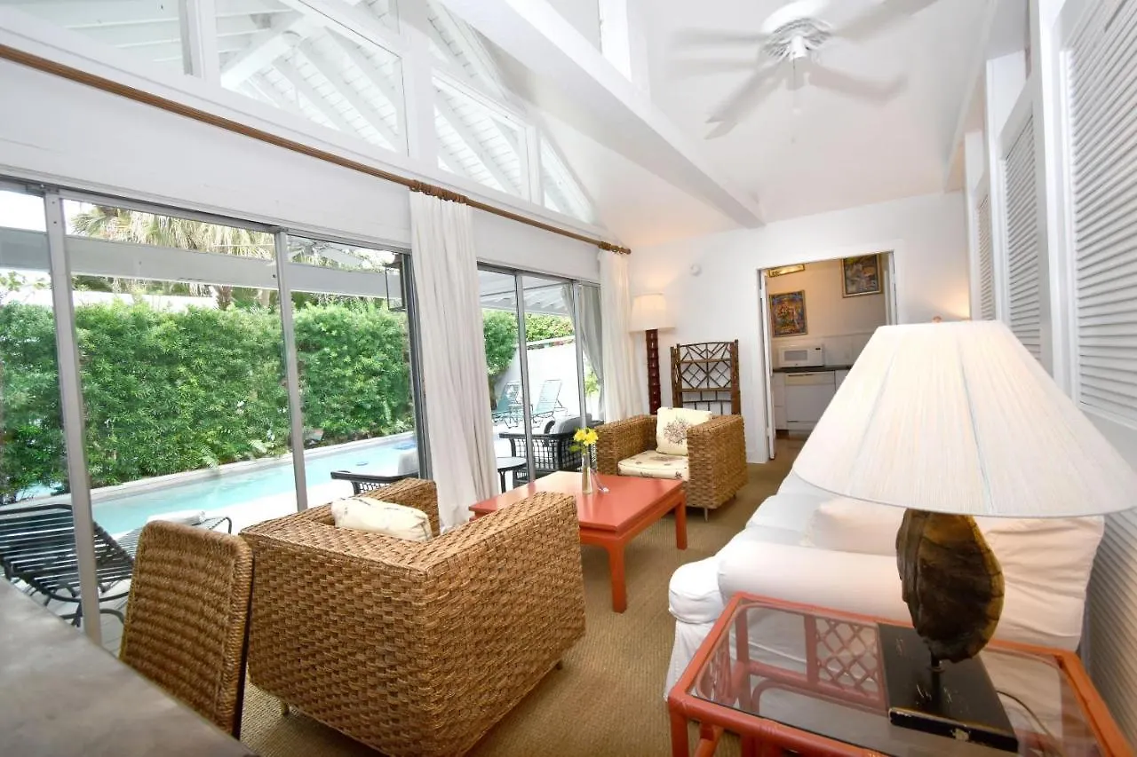 Simonton Court Historic & Herberg Key West