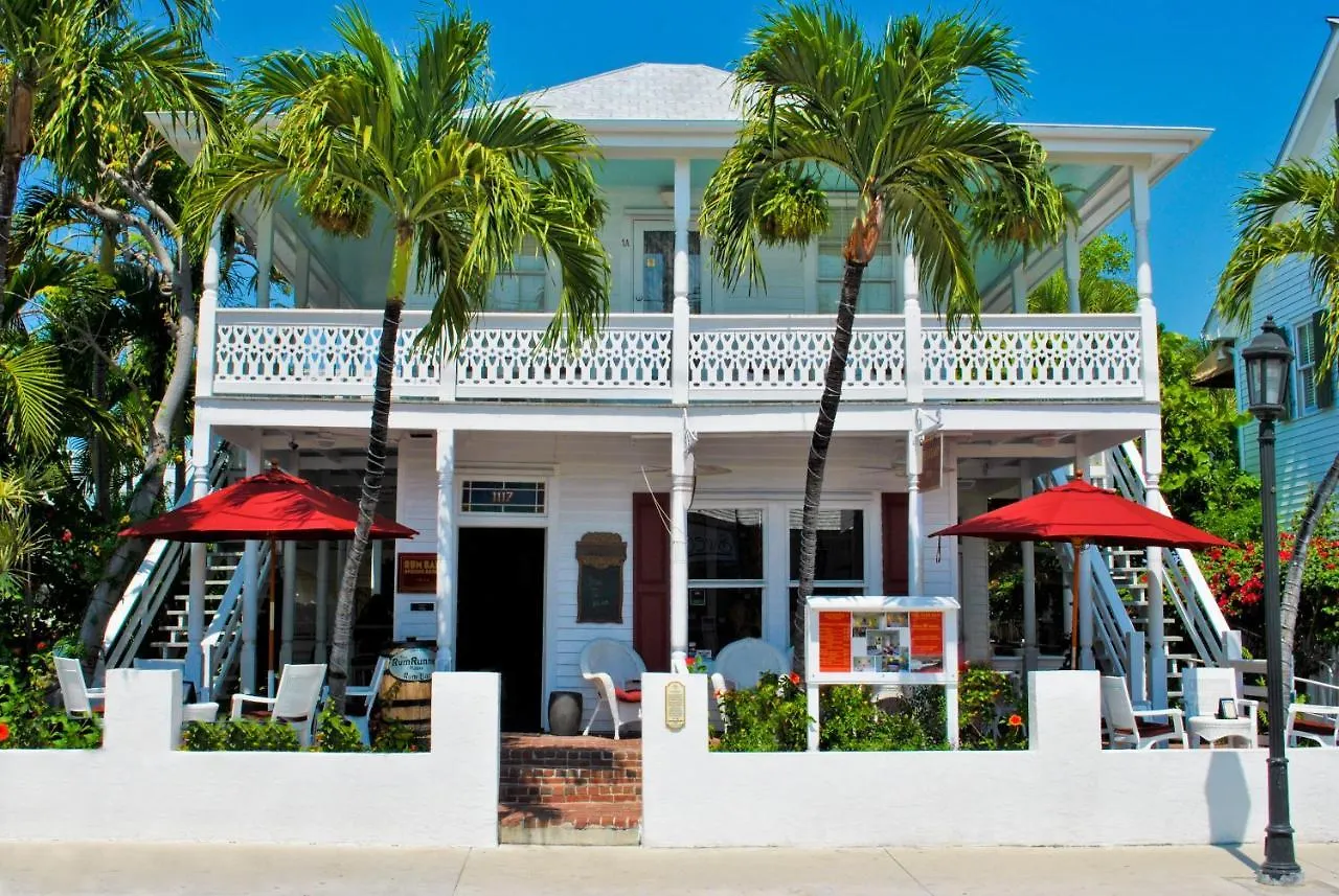 The Speakeasy And Bar Bed and breakfast Cayo Hueso
