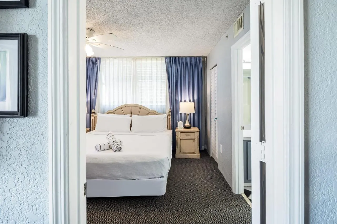 The Bimini By Brightwild-heated Pool & Hot Tub * Cayo Hueso