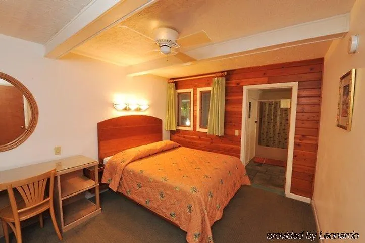 Eden House Herberg 3*