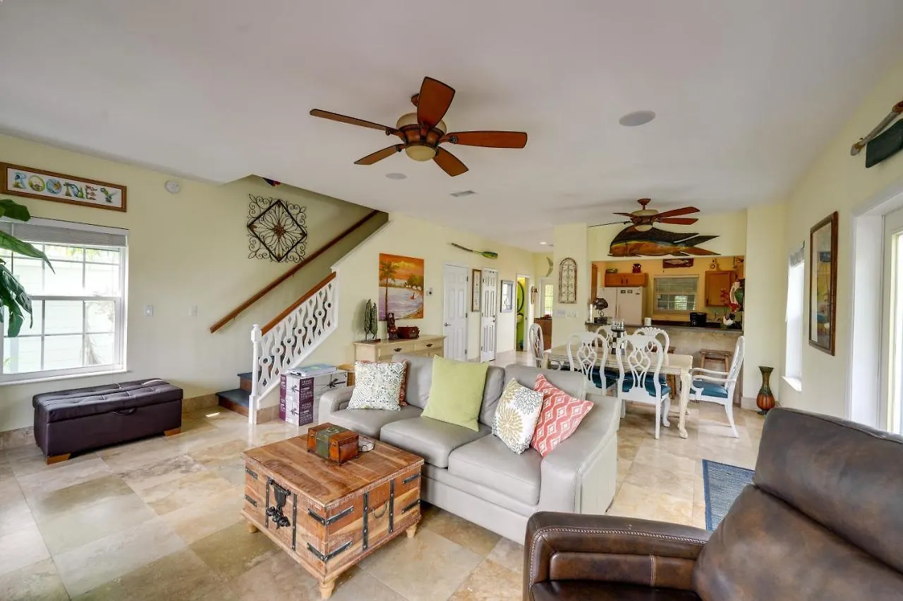 Holiday home Waterfront Oasis With Float Dock! Key West