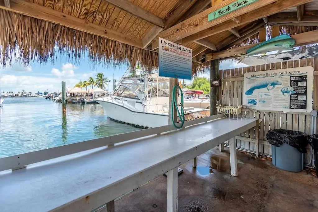 St Thomas - Waterfront Penthouse Sleeps 16 W Pool & Boat Dock 펜션 키웨스트