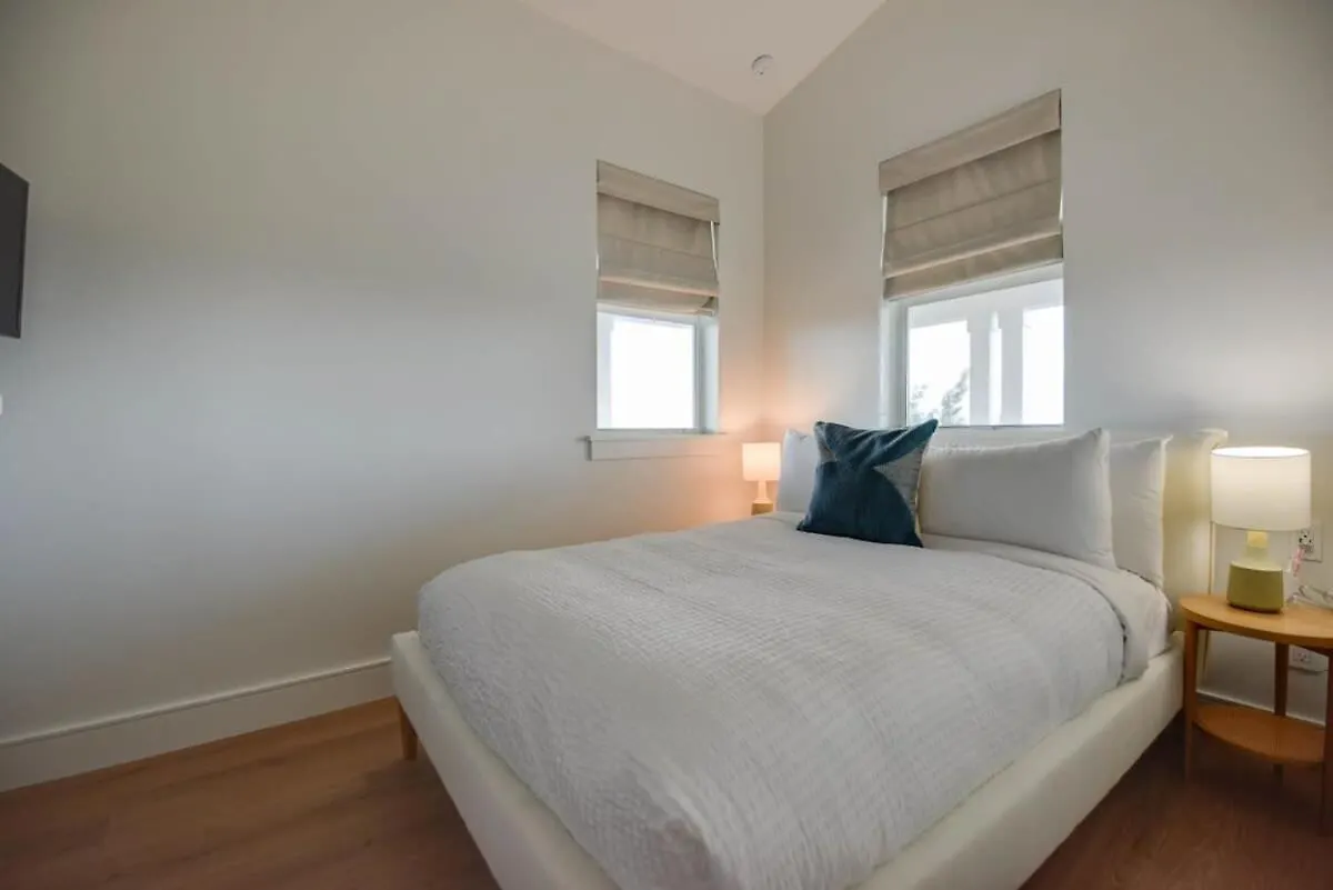 펜션 The Ebberly House - Amazing Pool In Gated Community 키웨스트