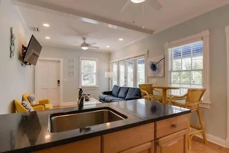 Apartment Poolside Key West