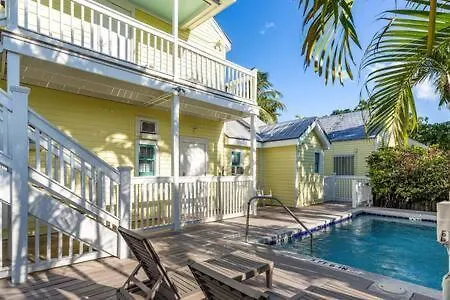 Carey's Corner Key West