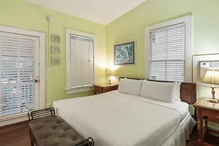 Curry House - Pool, King Bed & Balcony! 7 Penzion