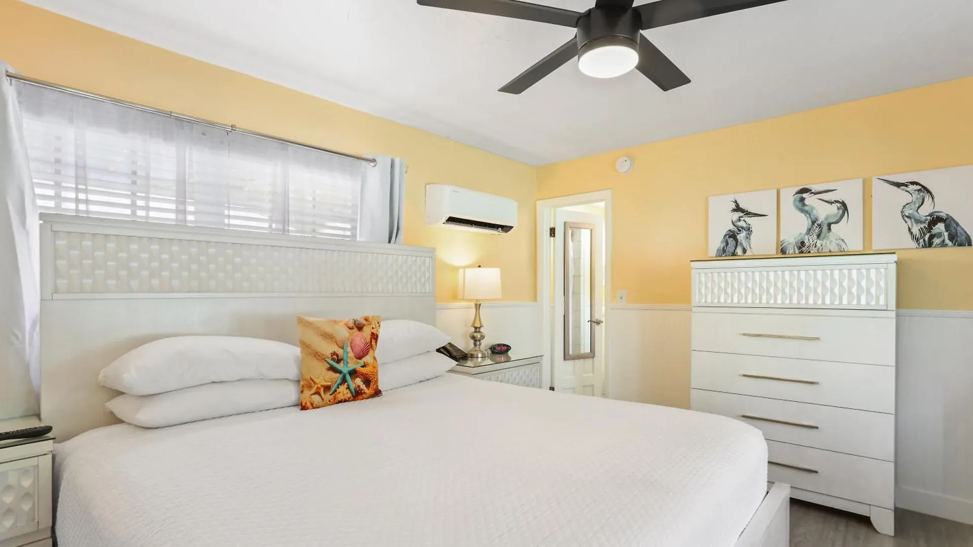 The Palms Hotel 3*