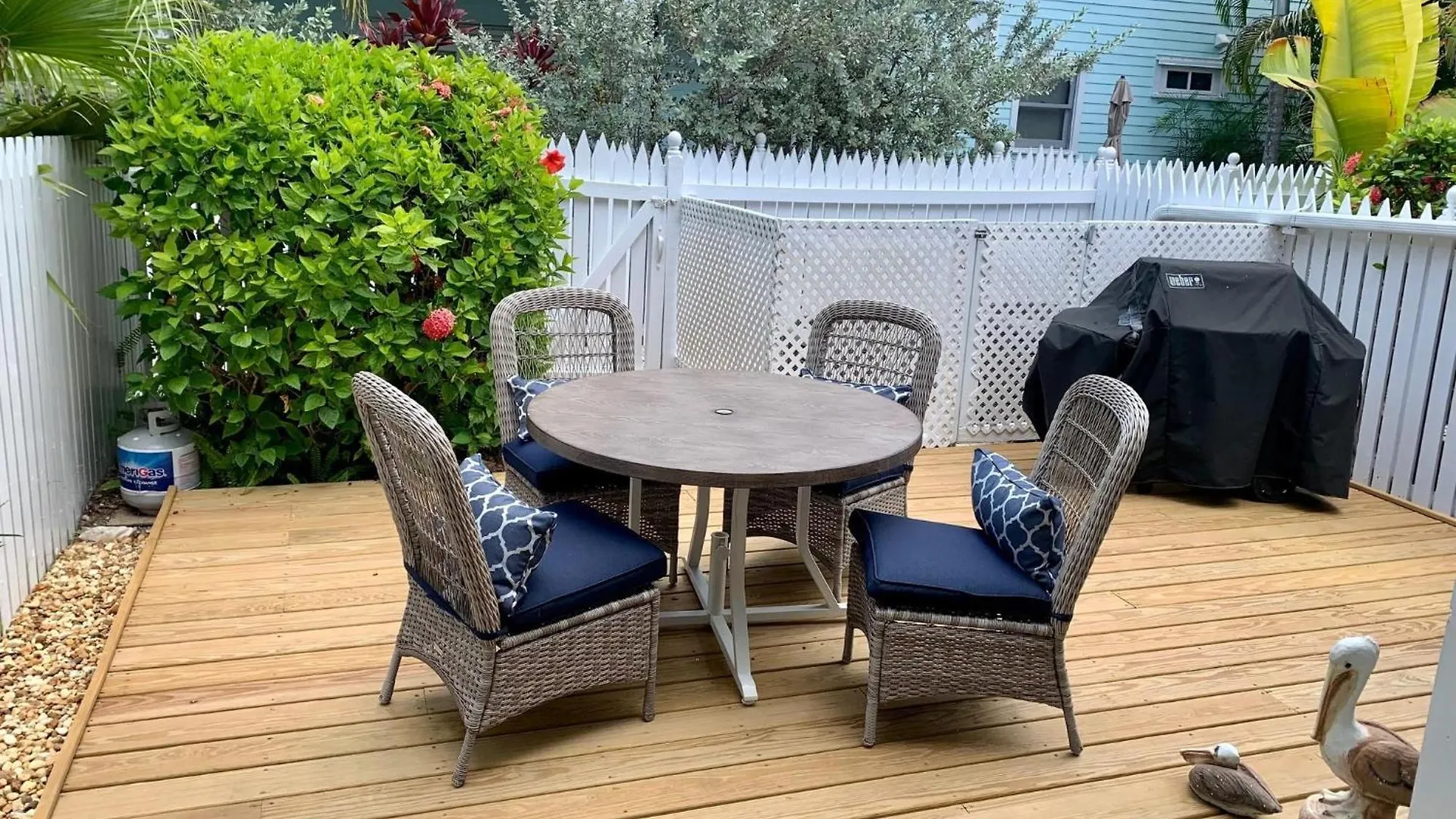 Beautiful Downtown Truman Annex * Key West