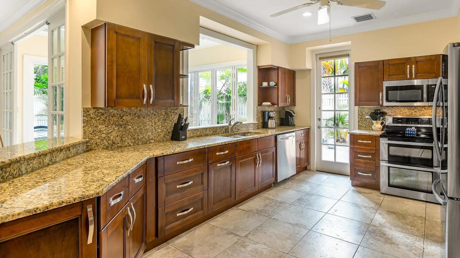 The Southernmost Comfort House Holiday home *