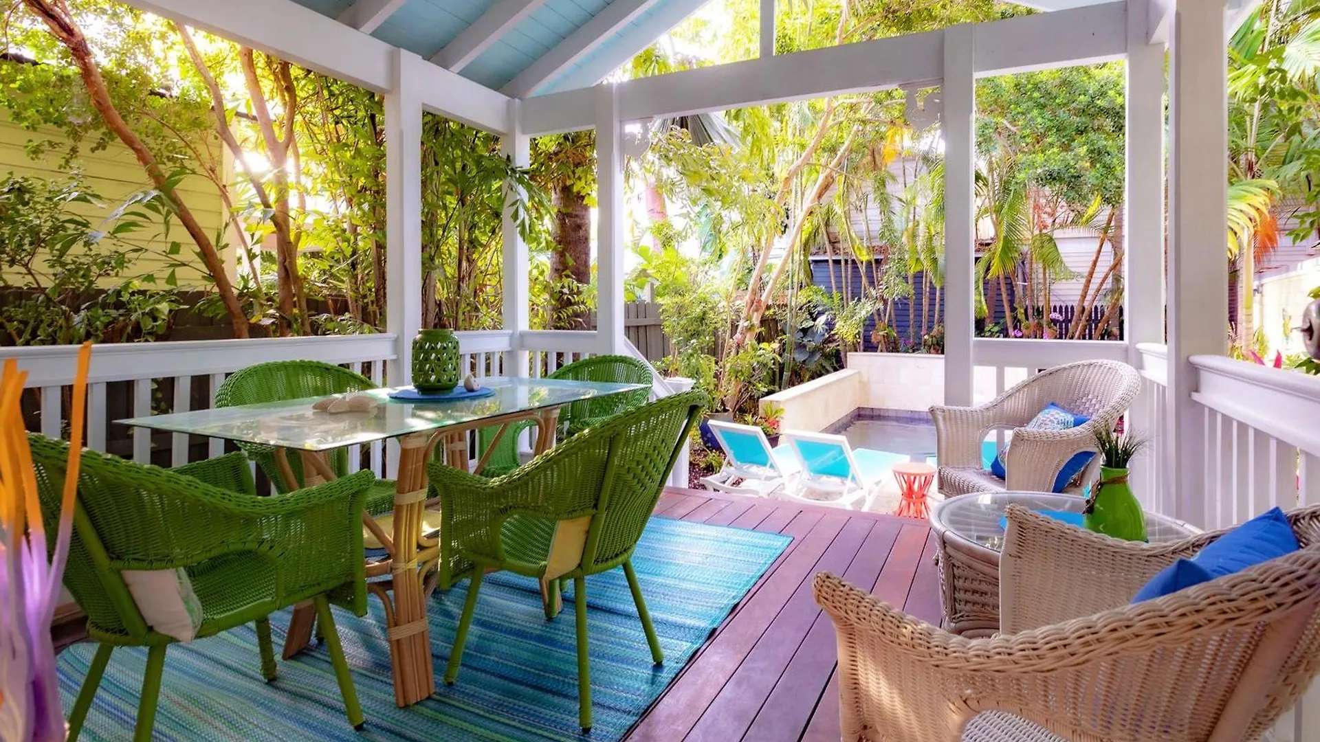 Bahama House Holiday home
