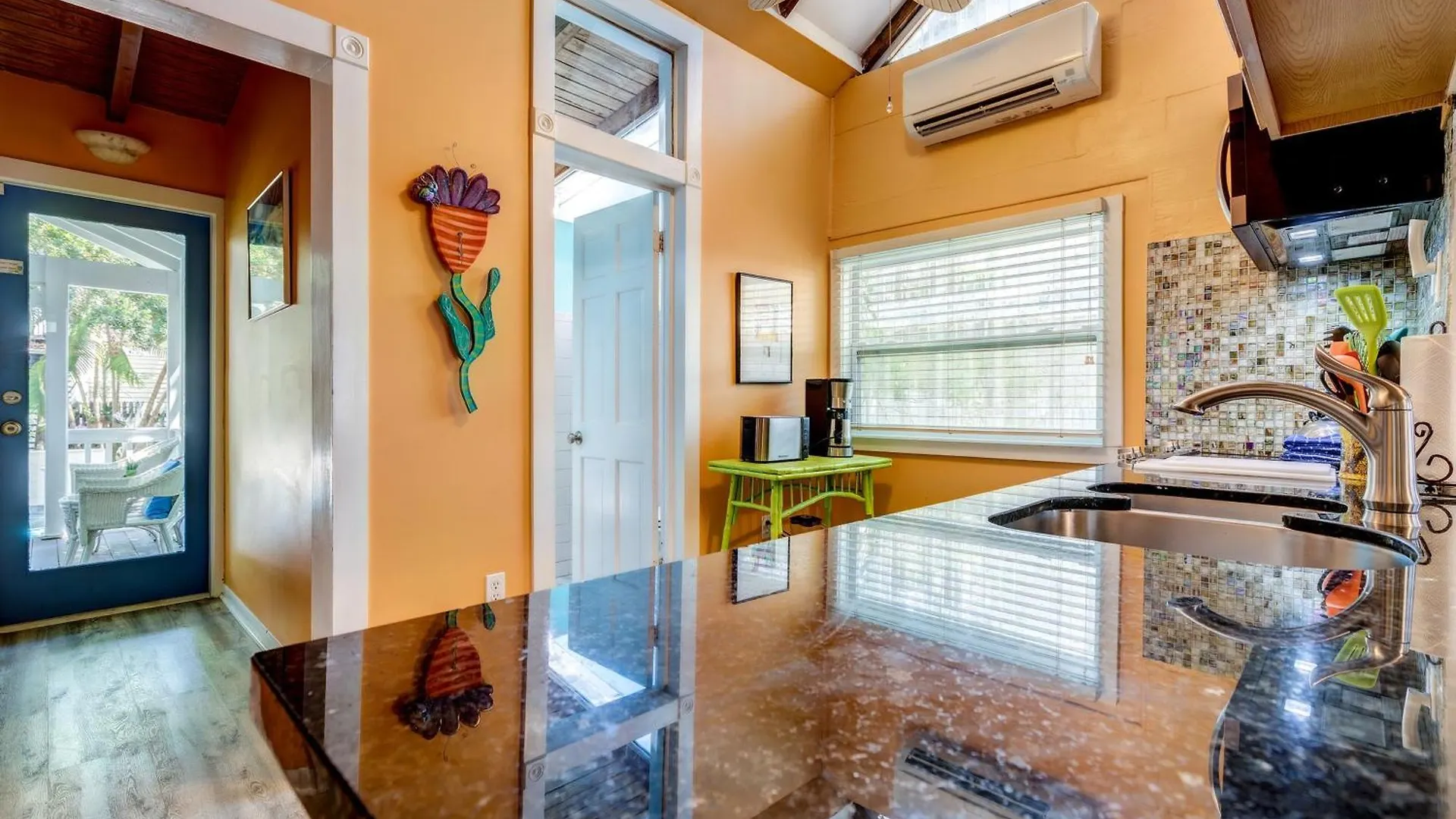 Bahama House Holiday home