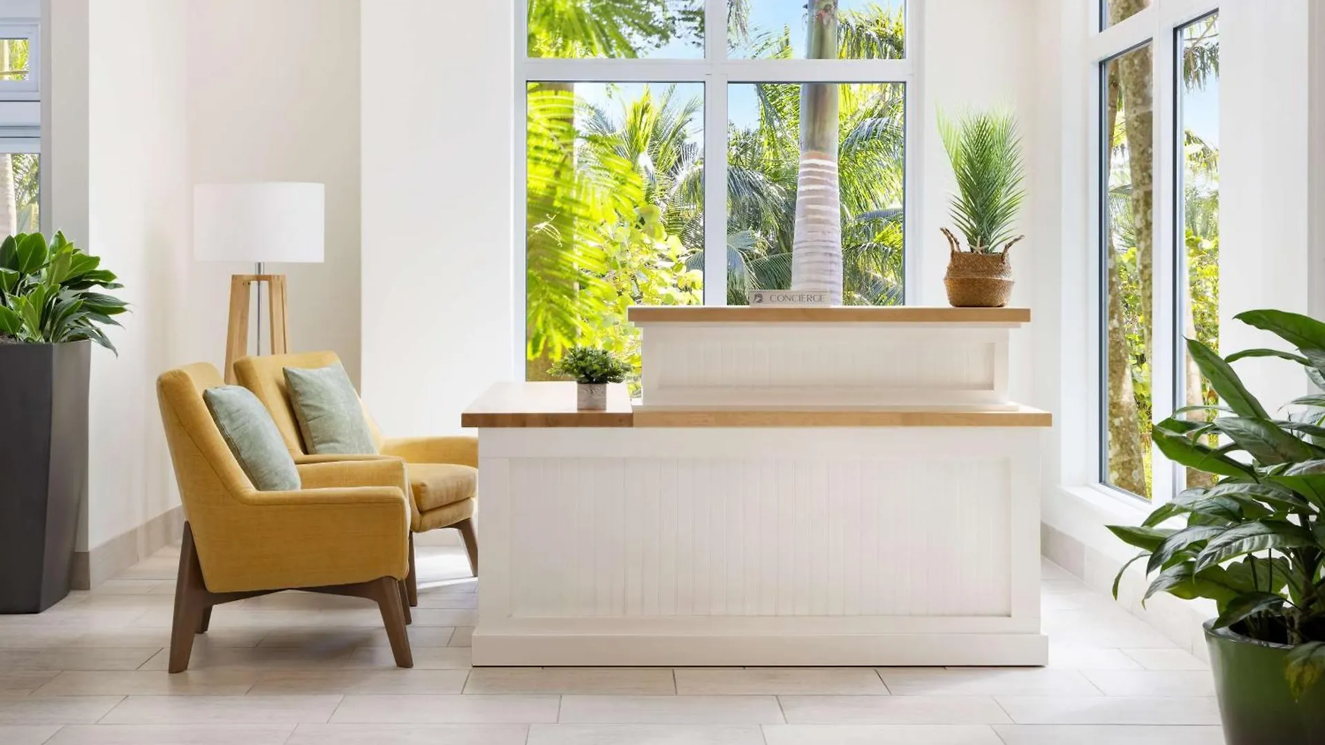 Hilton Garden / The Keys Collection