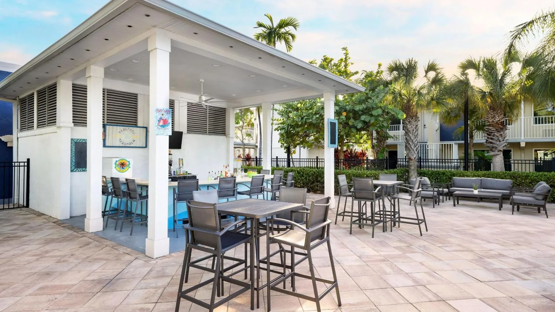 Fairfield & By Marriott At The Keys Collection Key West