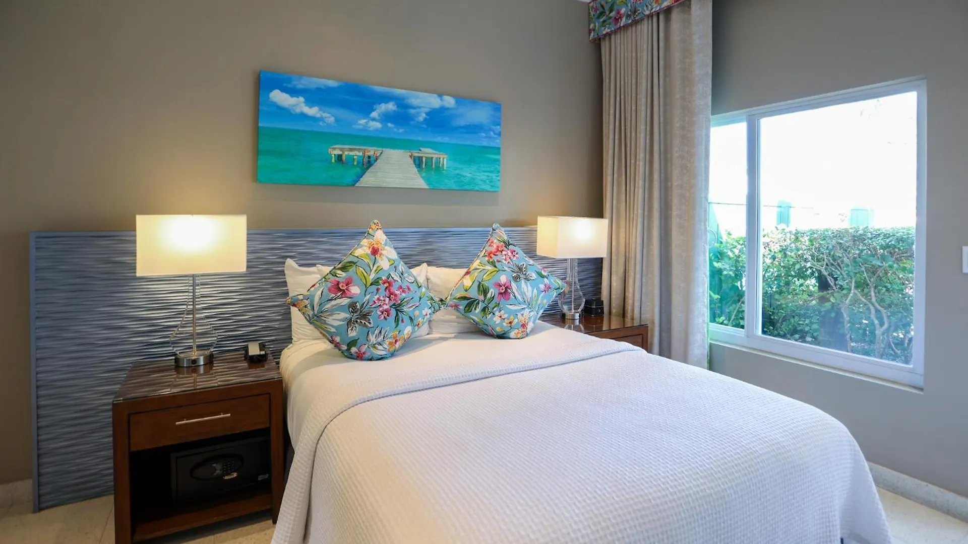 Orchid Key - Adults Only Отель