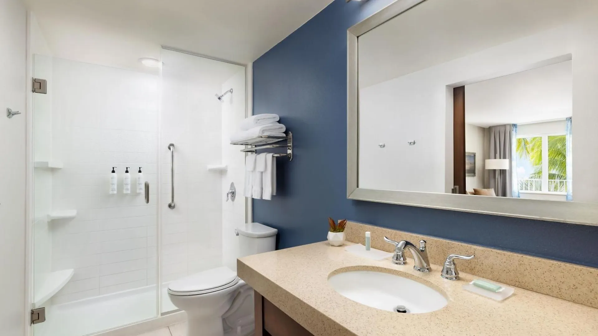 Fairfield & By Marriott At The Keys Collection Hotel 3*