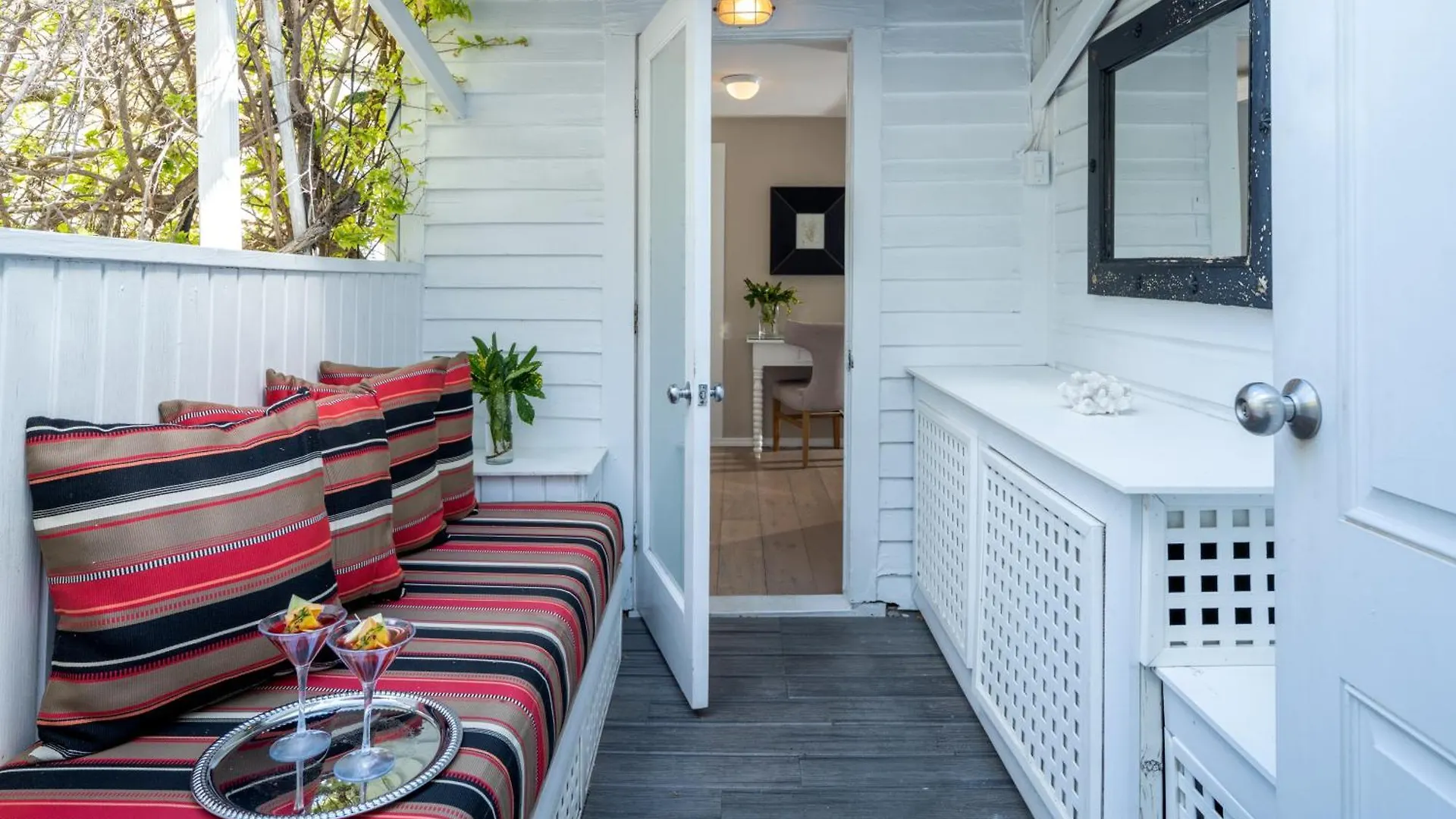 Bed and Breakfast Alexander's Guesthouse-adult Exclusive, Lgbtq Friendly 3*