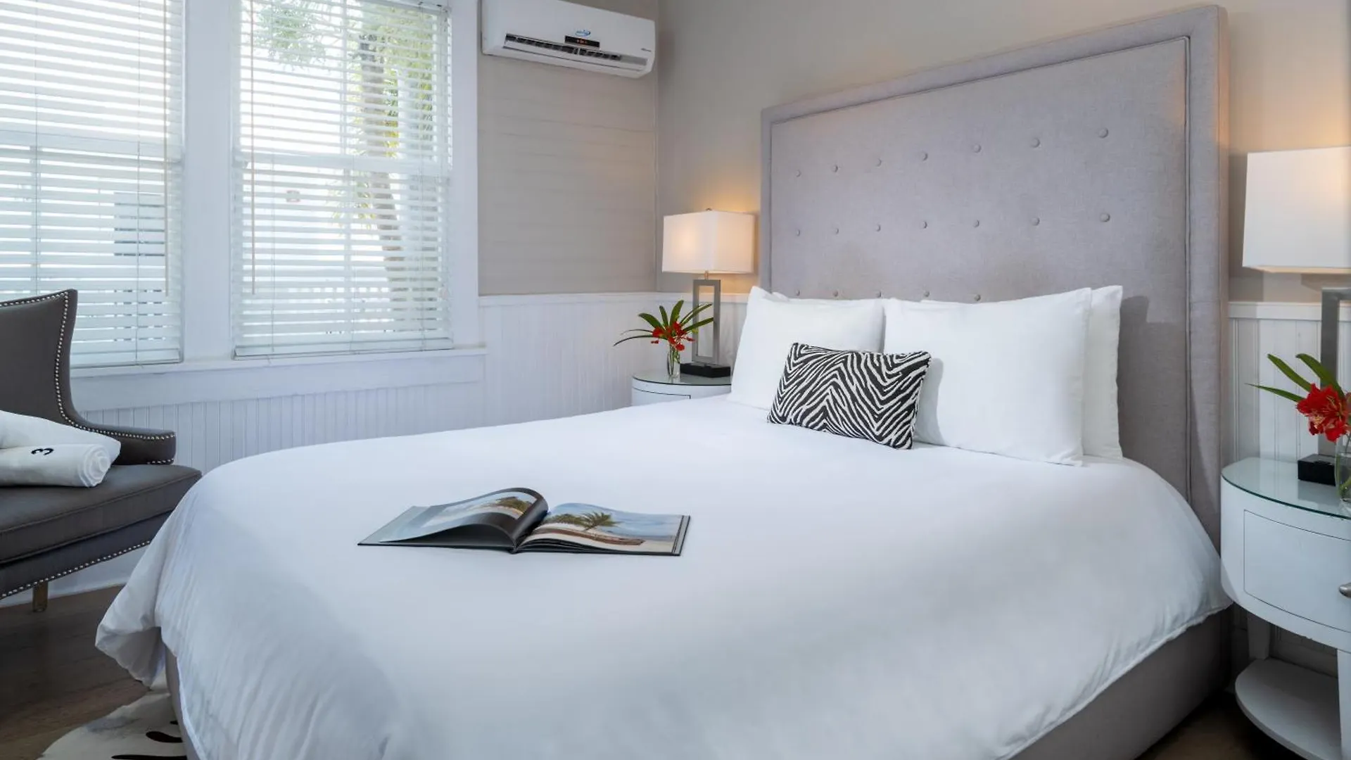 Bed and Breakfast Alexander's Guesthouse-adult Exclusive, Lgbtq Friendly Κι Γουέστ
