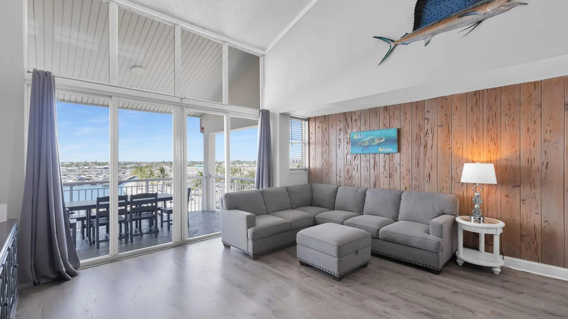 St Thomas - Waterfront Penthouse Sleeps 16 W Pool & Boat Dock 펜션