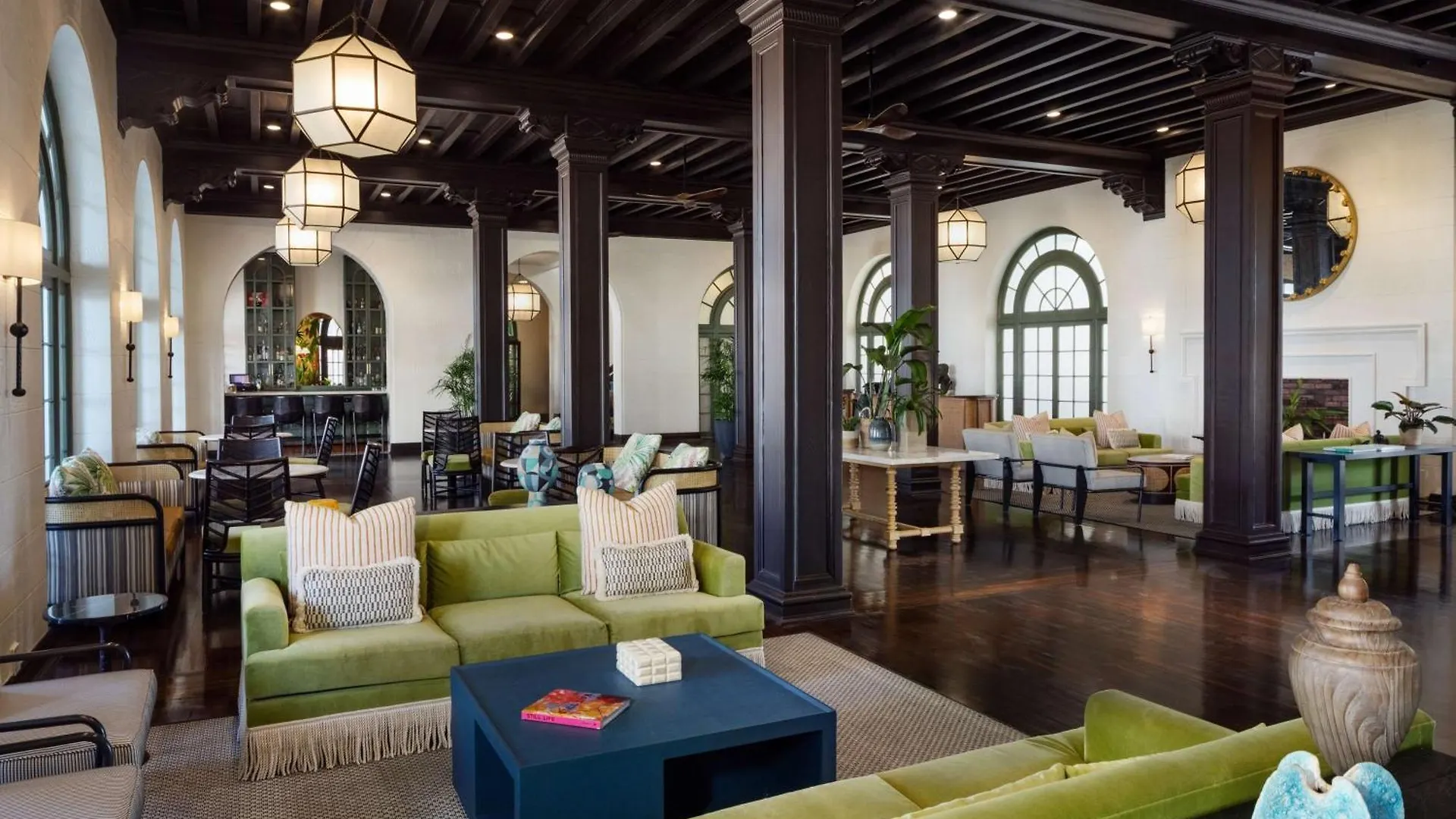 Курортный комплекс Casa Marina Key West, Curio Collection By Hilton