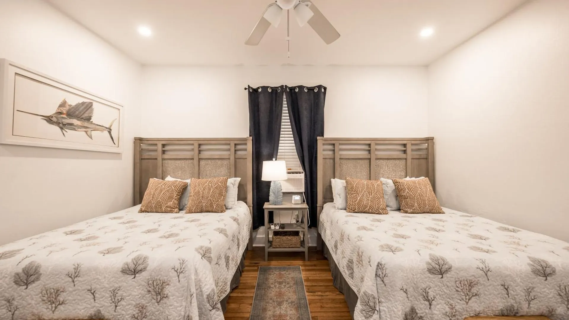 The Speakeasy And Bar Bed and breakfast