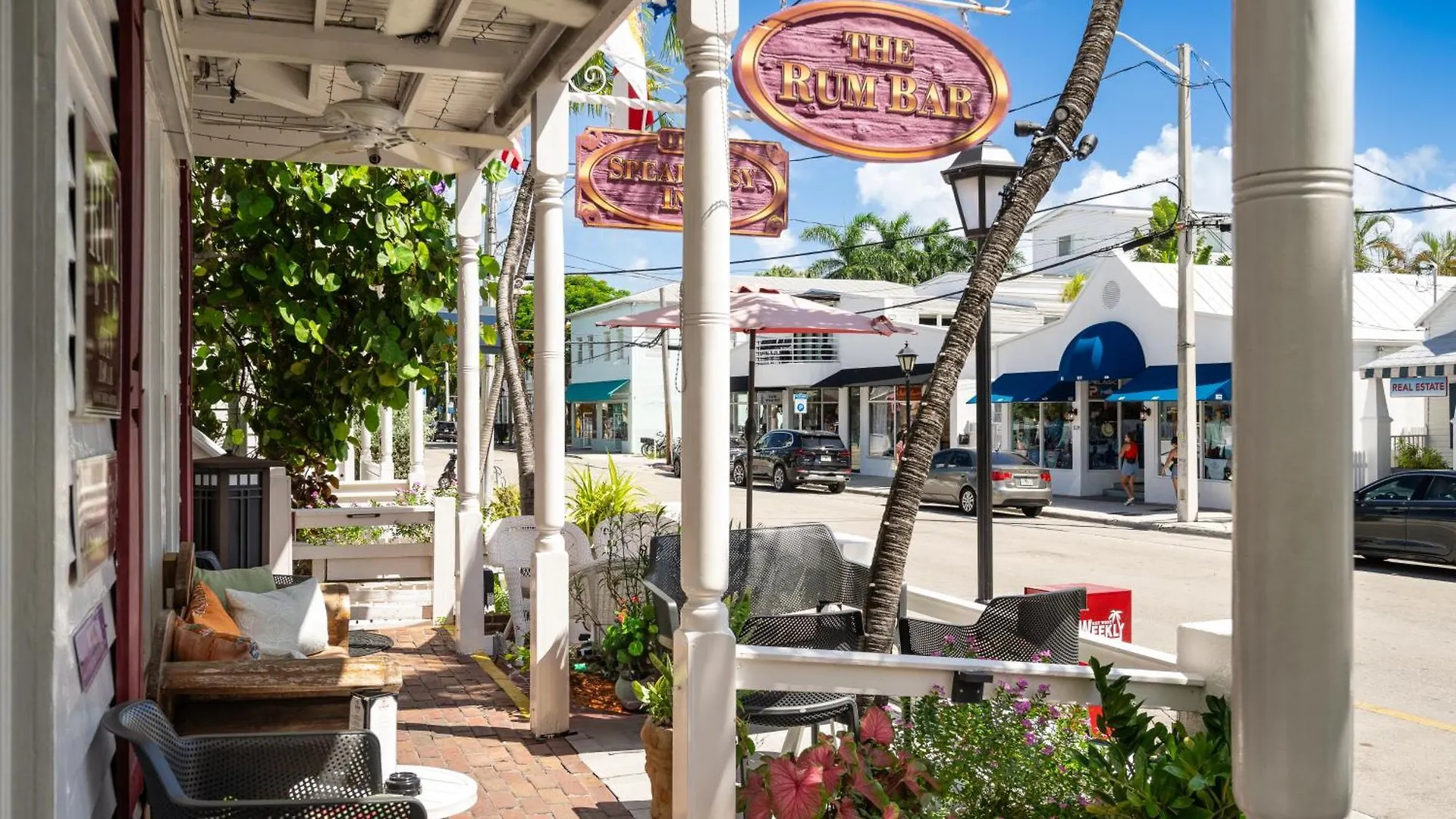 Bed and breakfast The Speakeasy And Bar Cayo Hueso