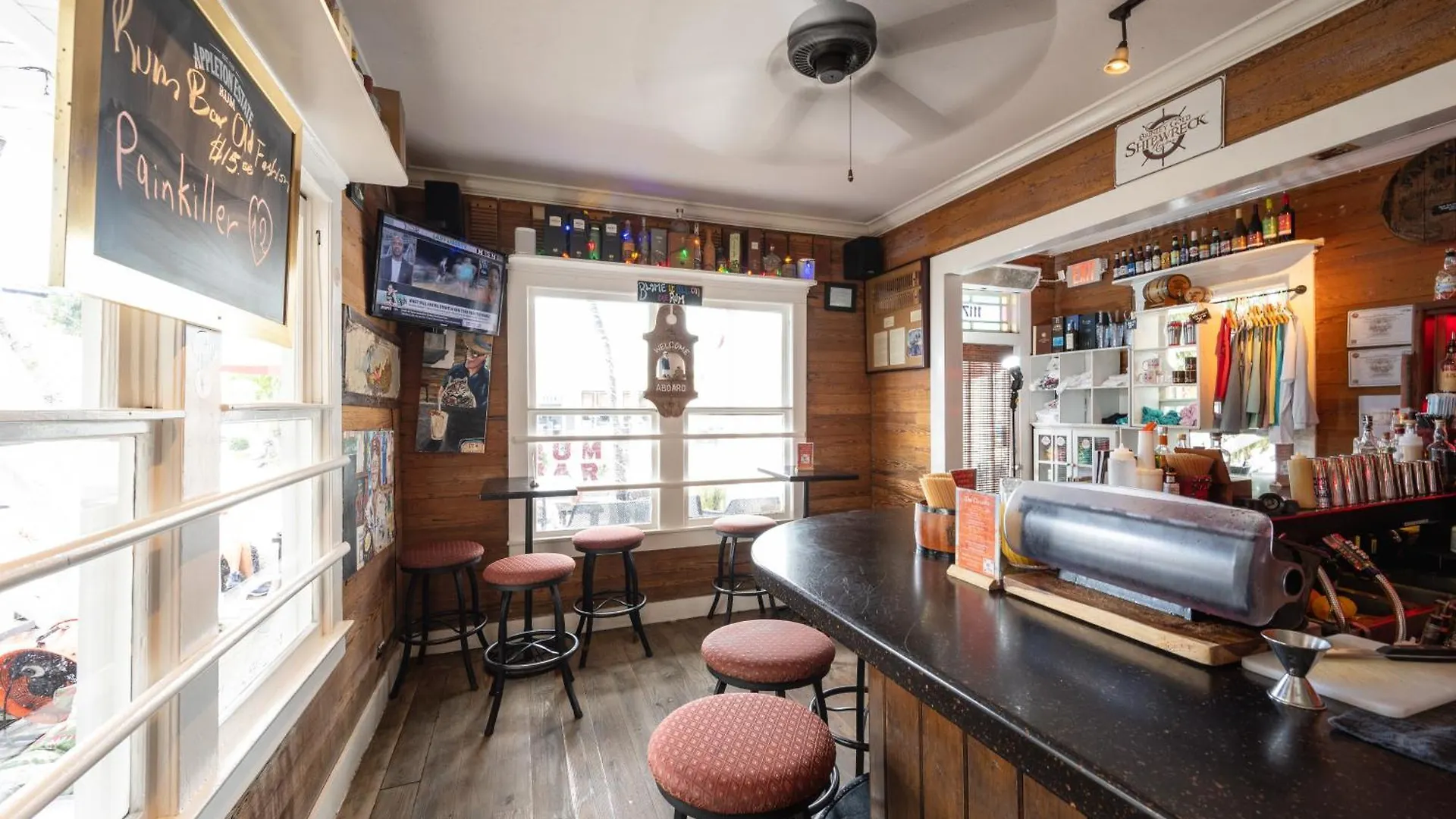The Speakeasy And Bar * Cayo Hueso