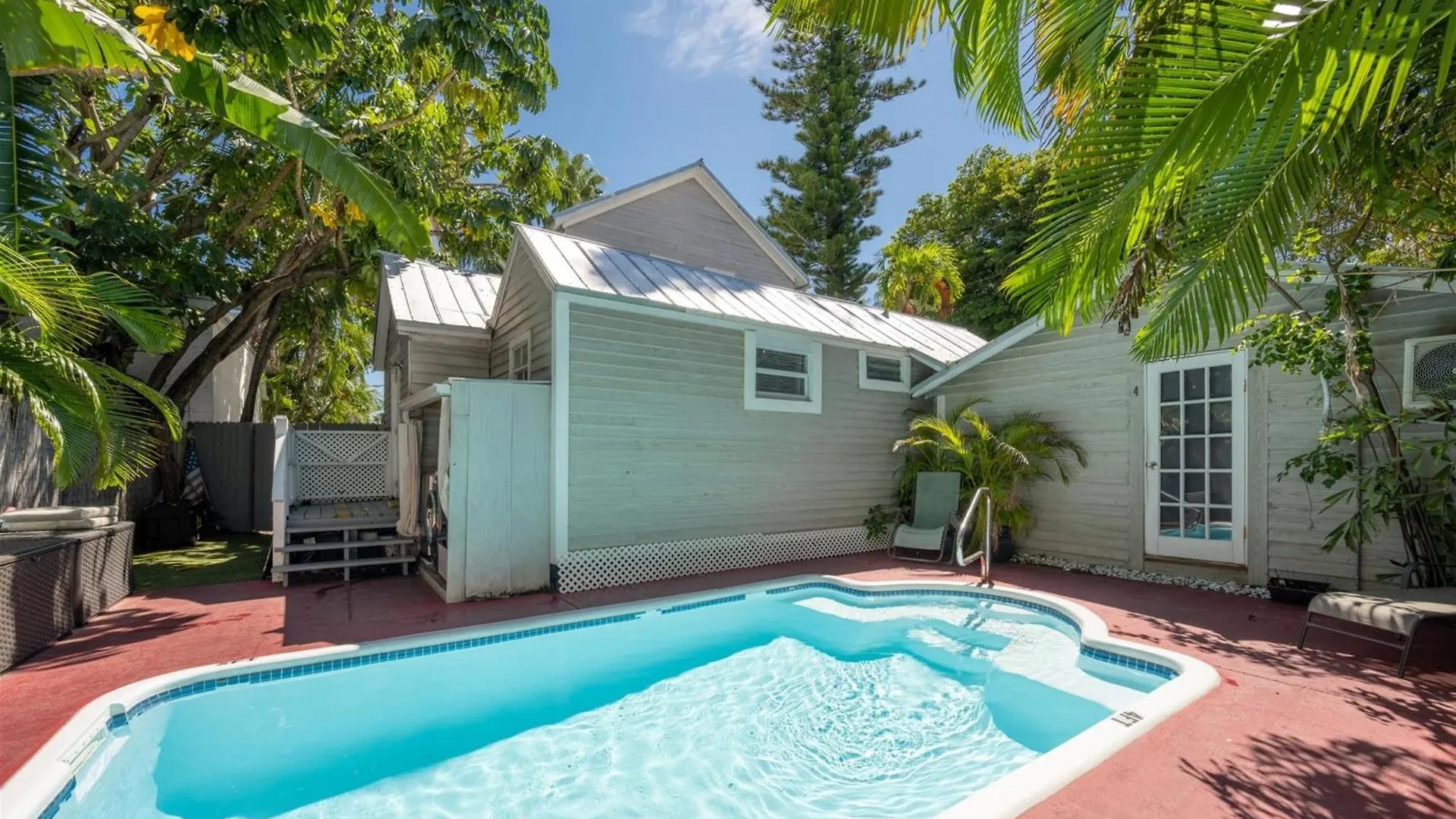 The Caroline * Key West