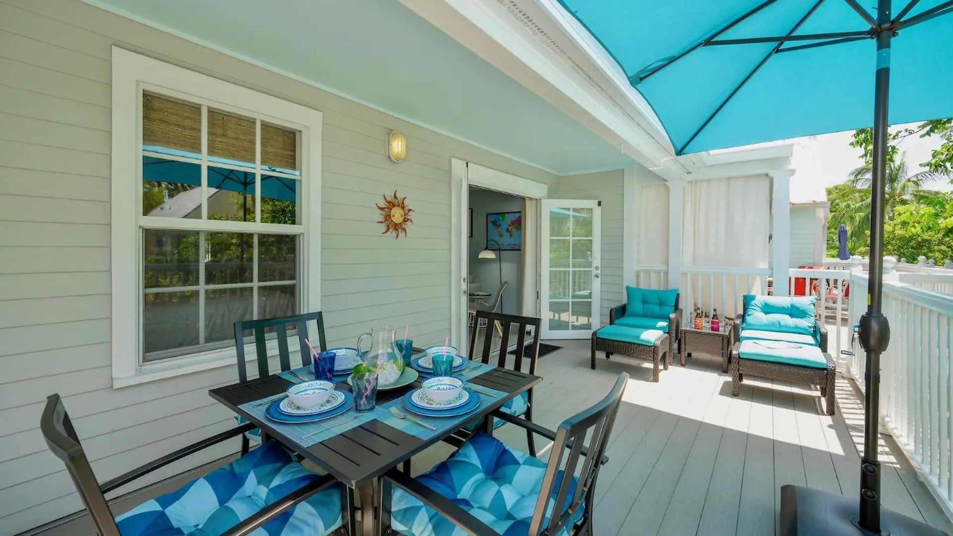 アパート Serenity On Southard By Last Key Realty *