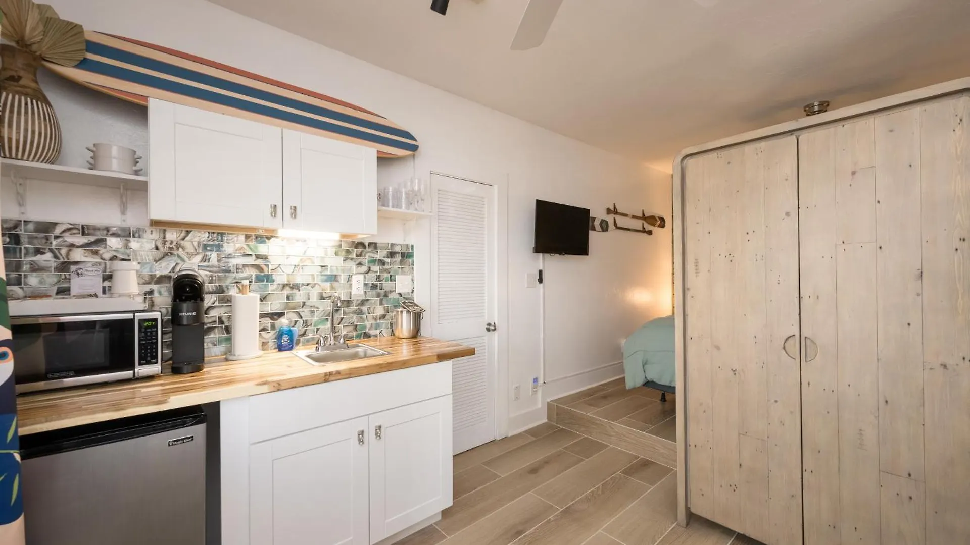 The Speakeasy And Bar Bed and breakfast *