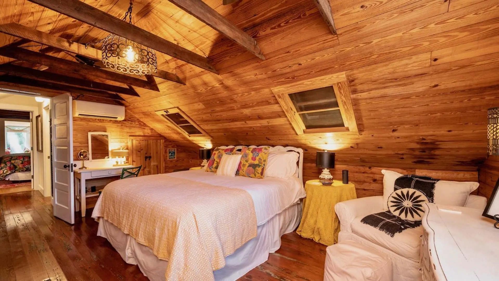 Сasa de vacaciones Angelas Eclectic Gallery By Last Key Realty