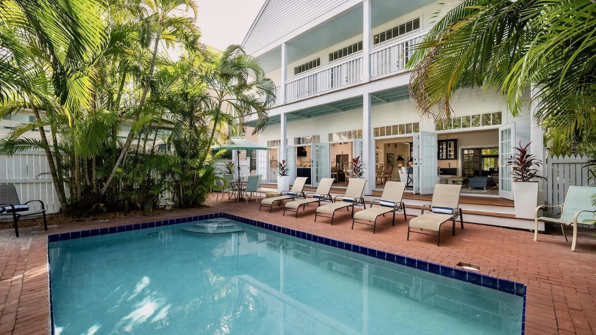 Conch Casa Grande By Last Key Realty Key West