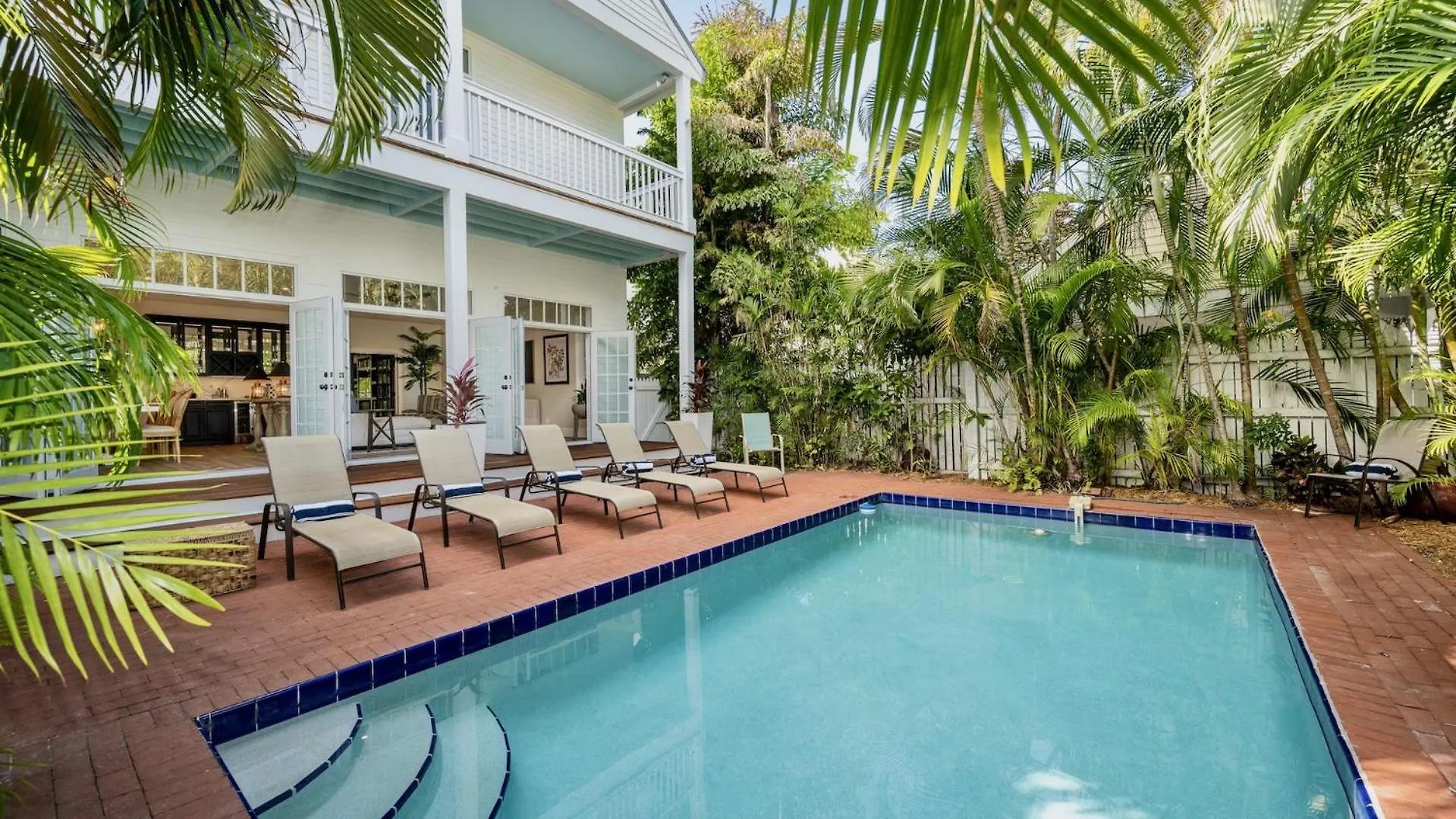 Conch Casa Grande By Last Key Realty * Key West