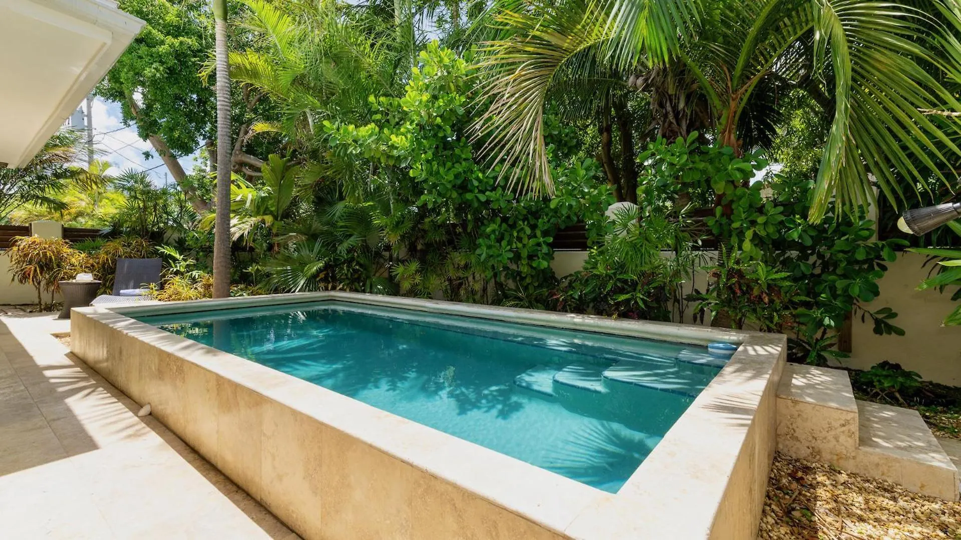 Nyaraló Island Opulence By Last Key Realty Key West