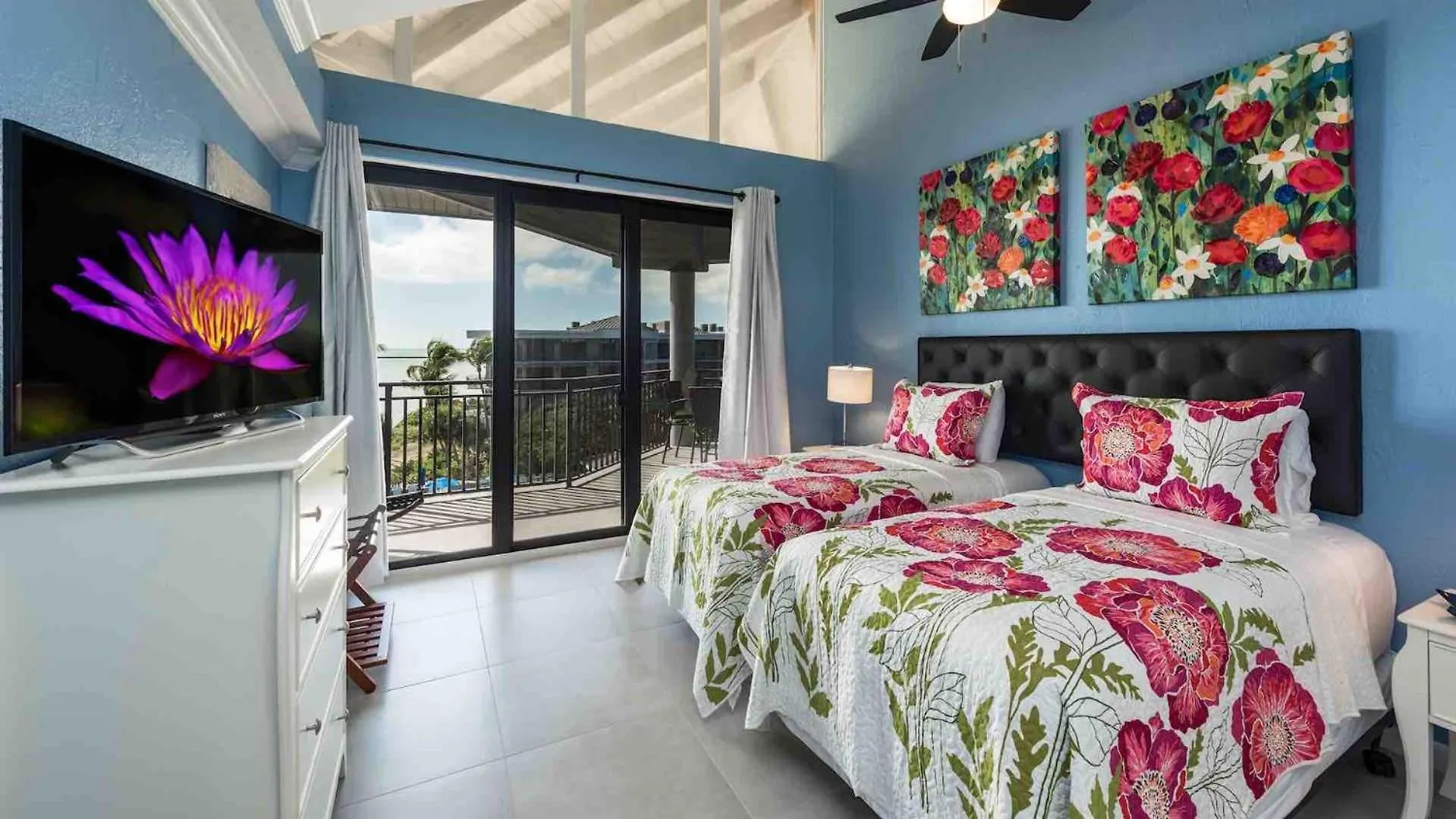 Neptunes Penthouse By Last Key Realty
