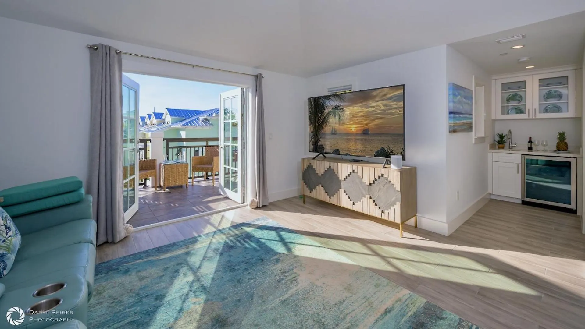 Seaport Sensation By Last Key Realty Key West
