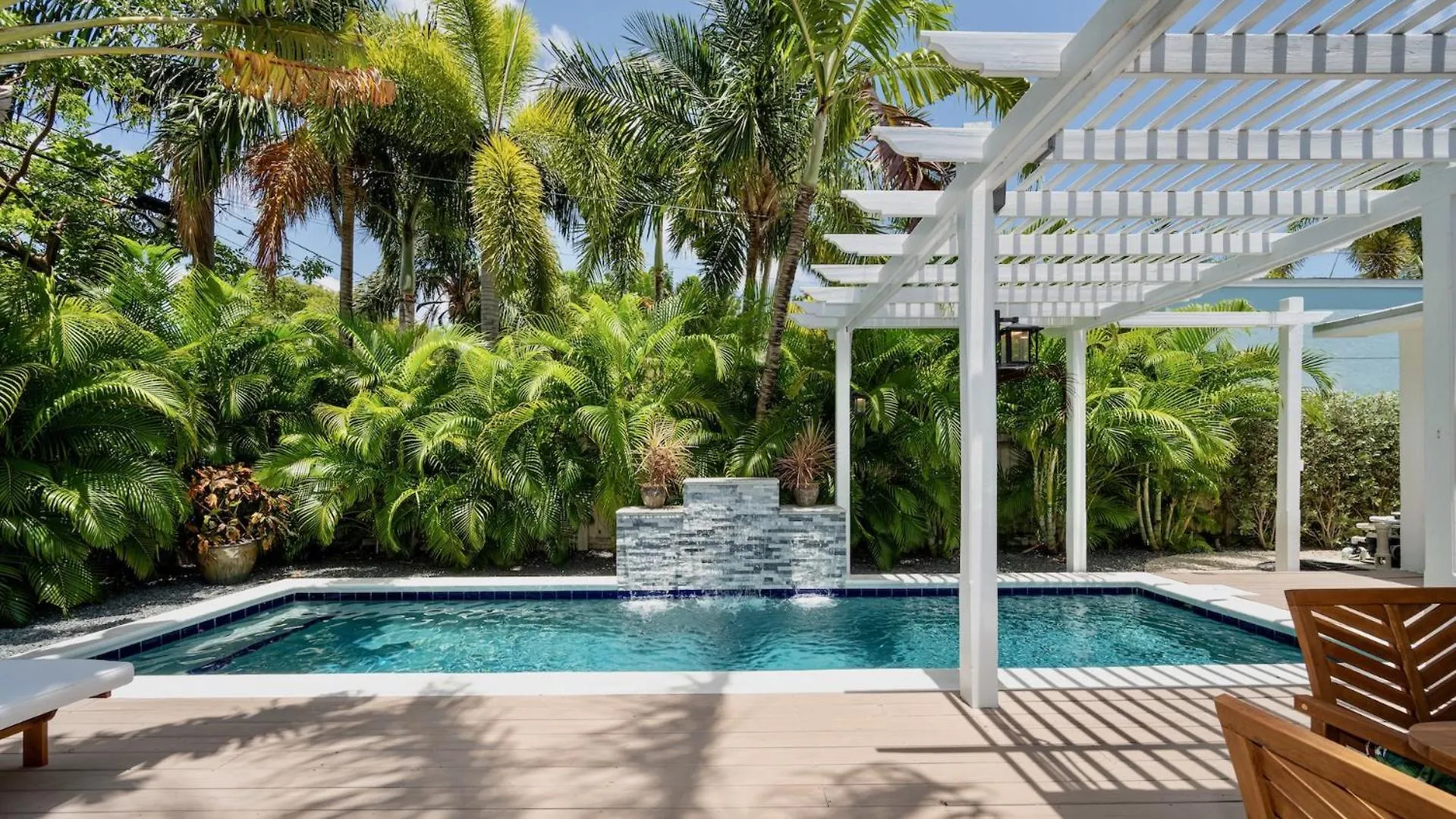 Сasa de vacaciones The Enchanted Rose By Last Key Realty *
