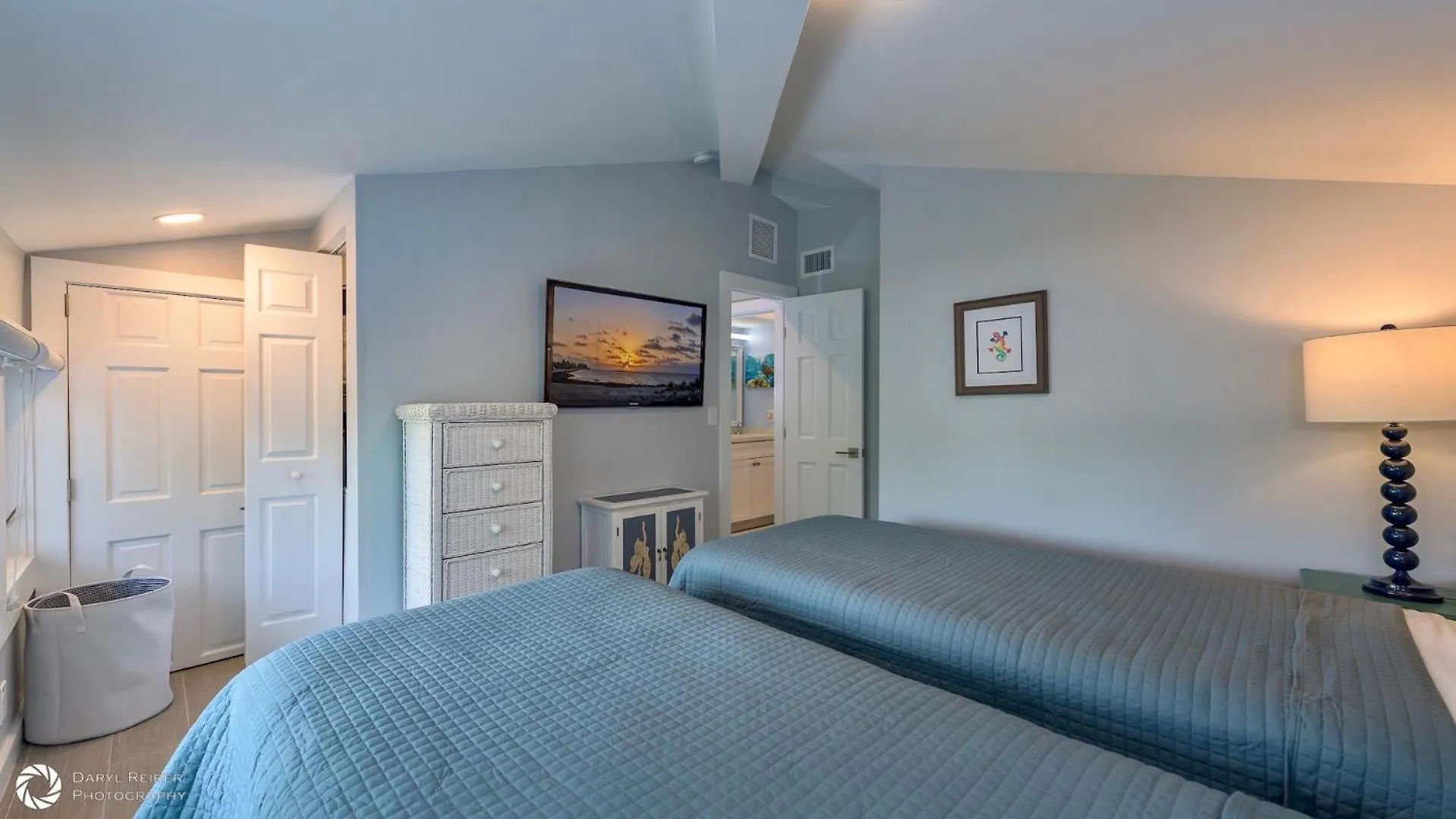 Dockside Daydreams By Last Key Realty *