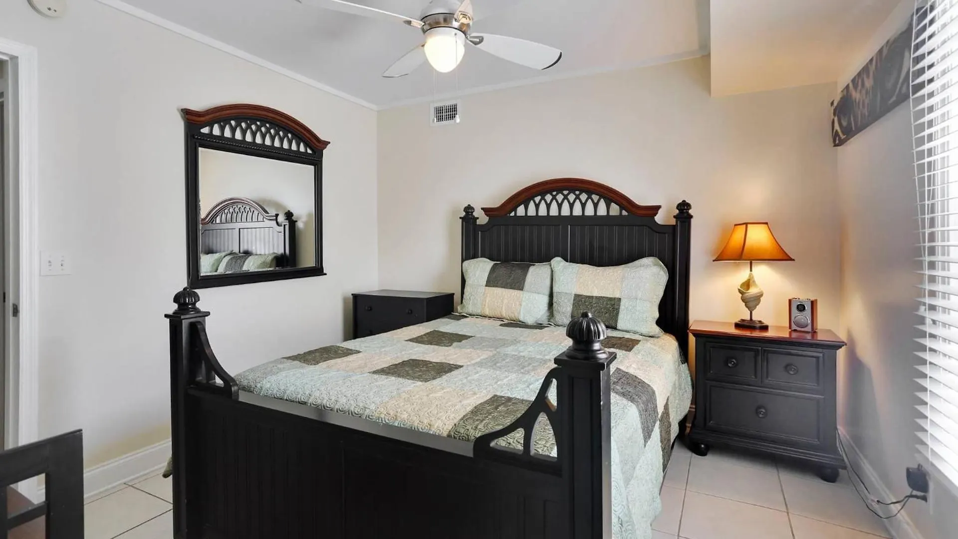 Emmas Secret By Avantstay Heart Of Old Town W Shared Pool Month Long Only Casa vacanze