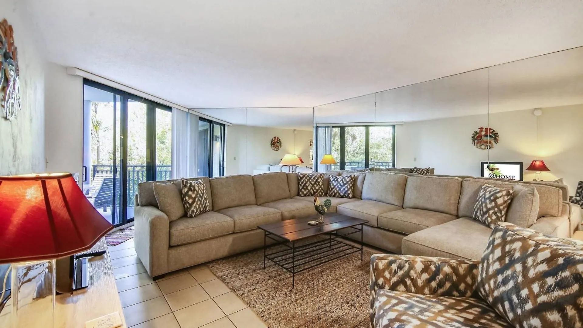 Papaya Place By Avantstay Great Location W Balcony Outdoor Dining Shared Pool Hot Tub