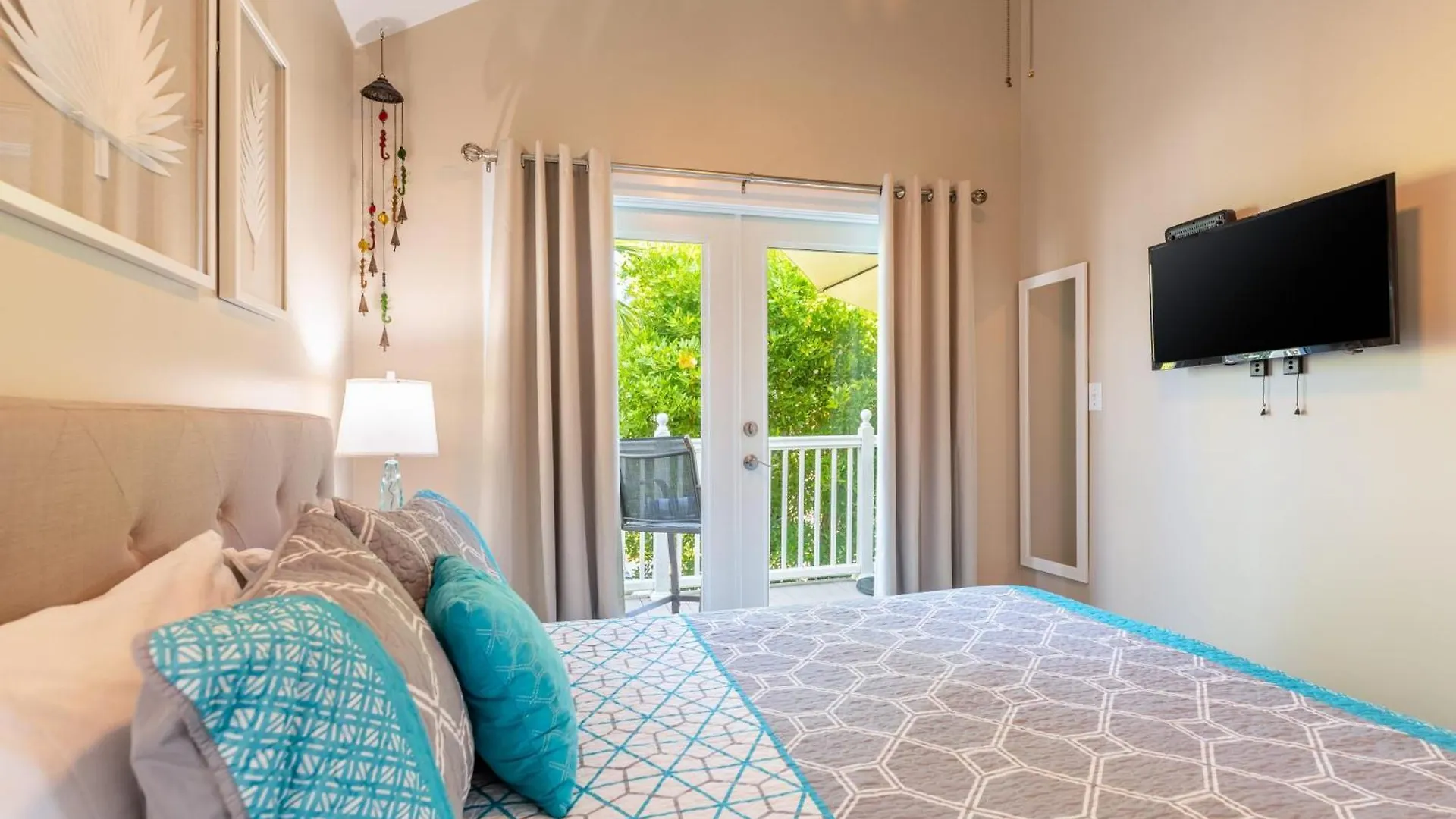 Parrot Perch By Avantstay Old Town W Shared Pool Week Long Only