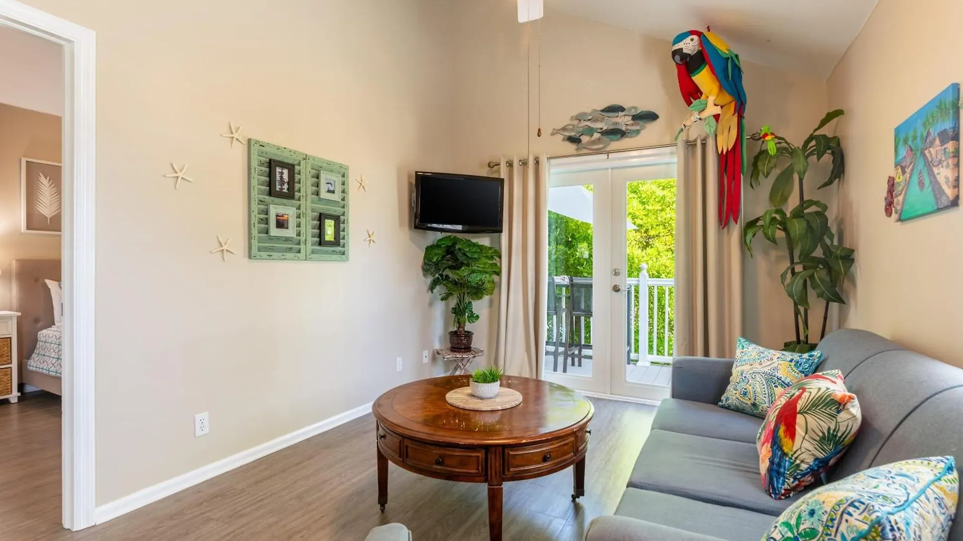Hébergement de vacances Parrot Perch By Avantstay Old Town W Shared Pool Week Long Only
