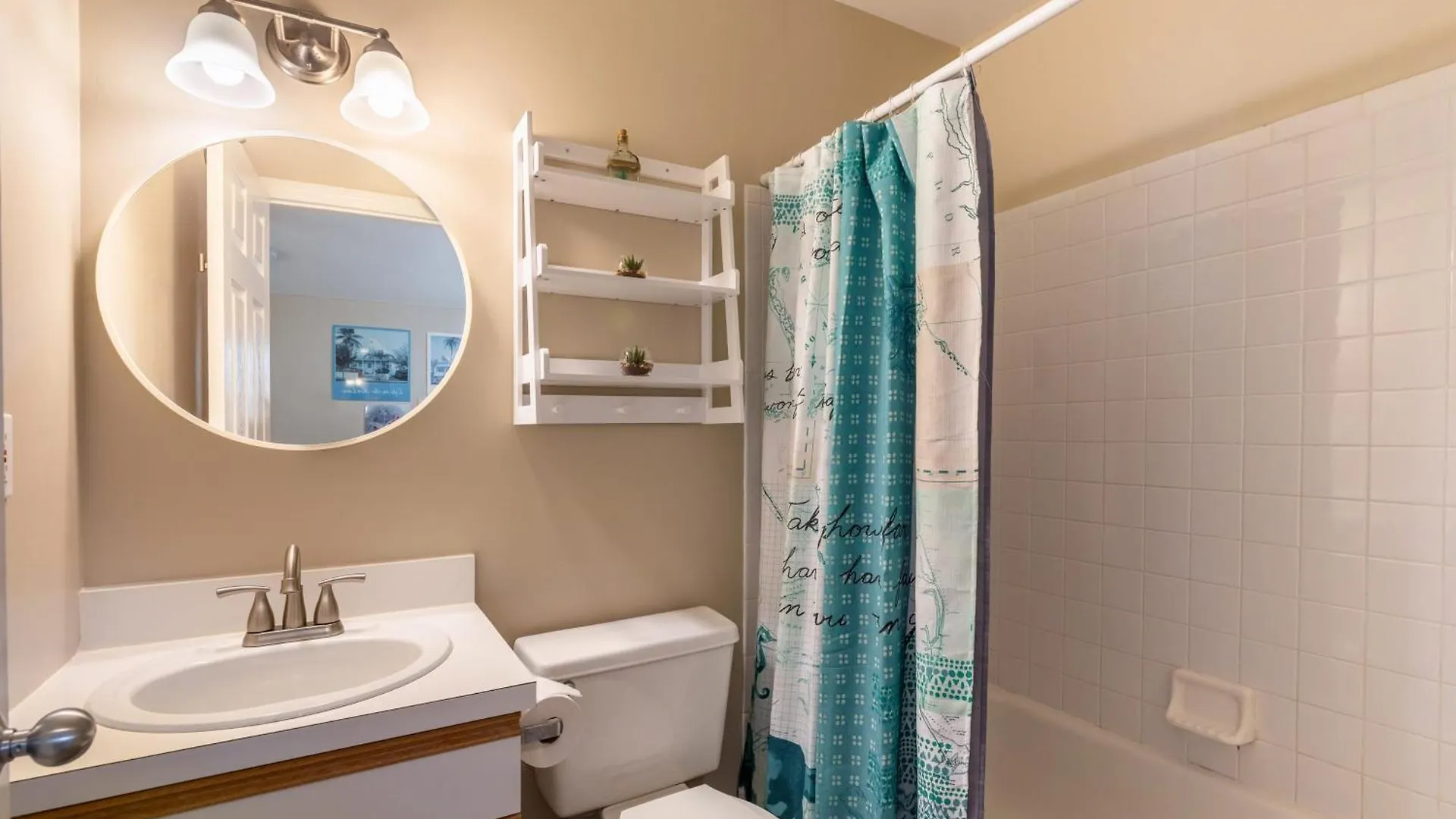 Parrot Perch By Avantstay Old Town W Shared Pool Week Long Only