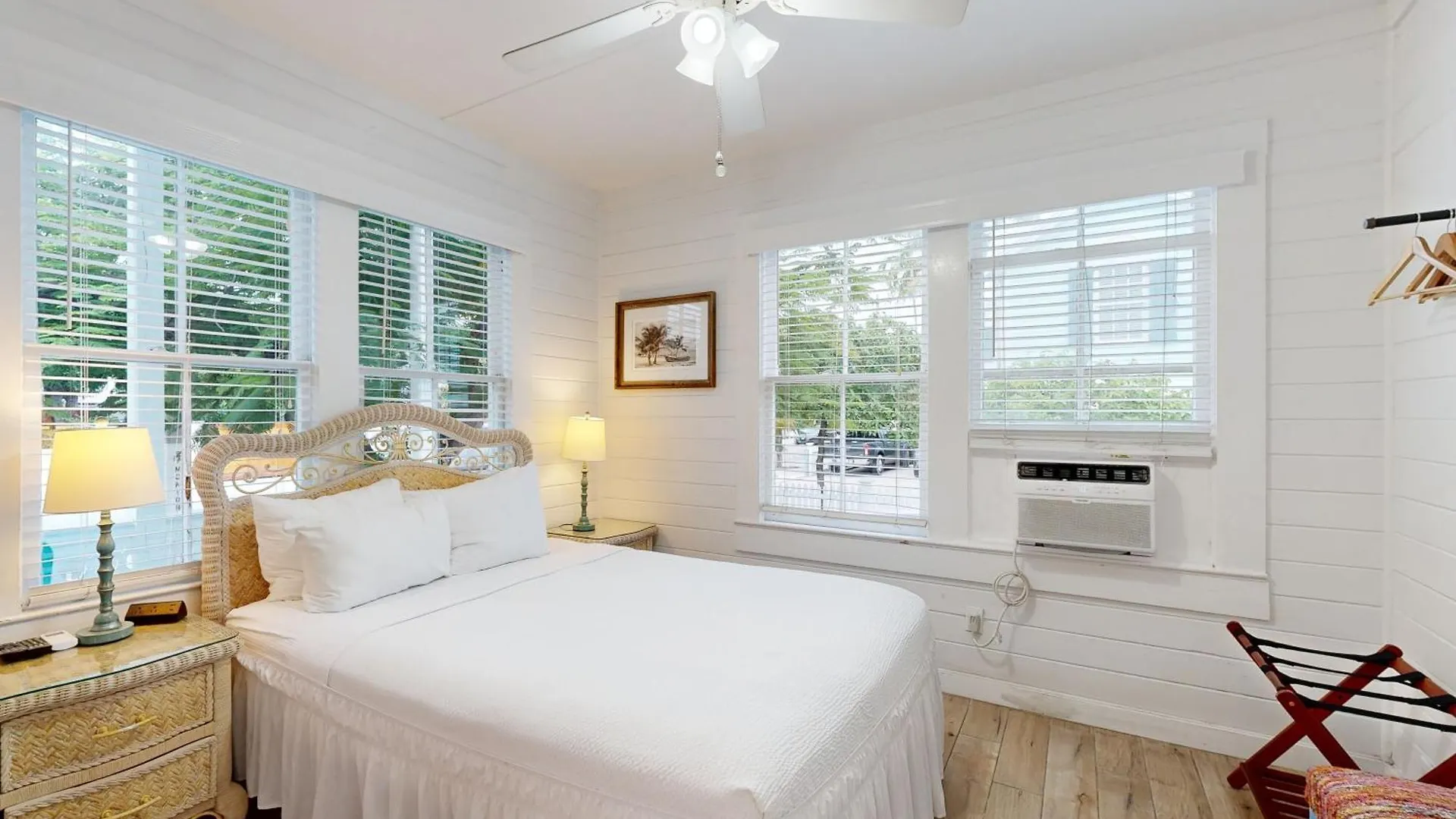 Apartment Four Flowers Key West